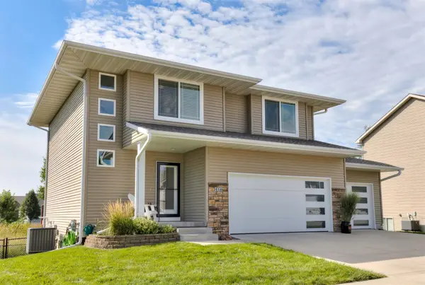 416 SE 13th Street, Grimes, IA 50111
