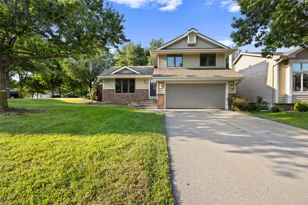 5037 Wistful Vista Drive, West Des Moines, IA 50265