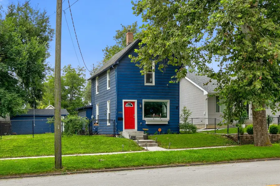 1913 E Walnut Street, Des Moines, IA 50316 - #3