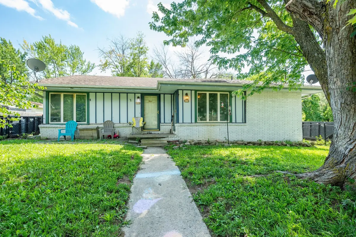 319 E Emma Avenue, Des Moines, IA 50315 - #1