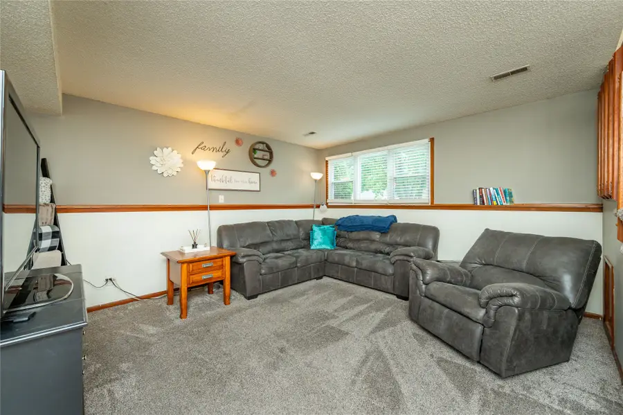 4529 51st Street, Des Moines, IA 50310 - #2