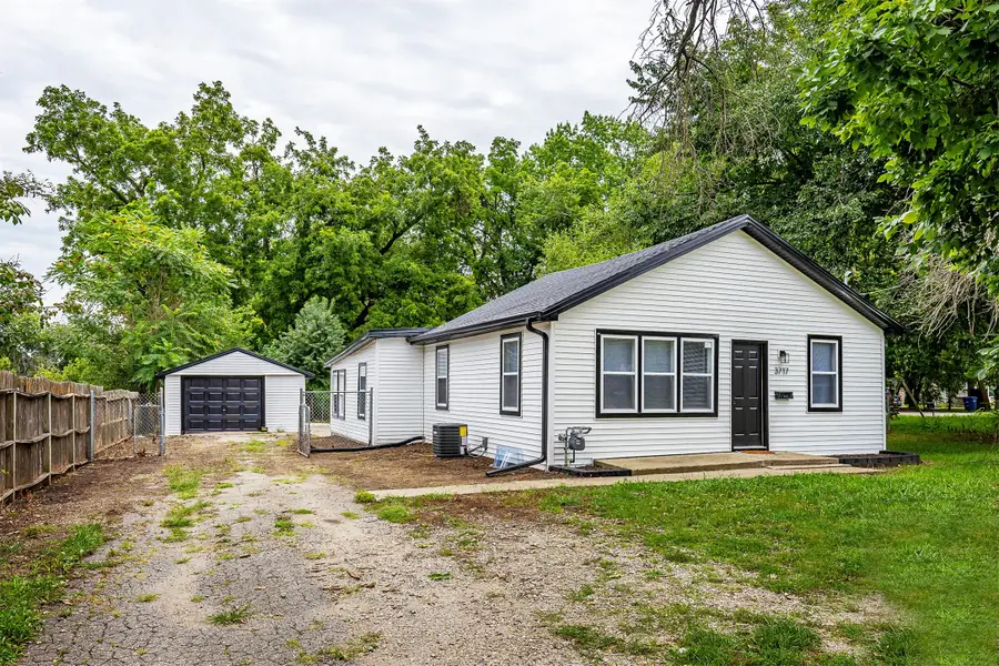 3717 Indianola Avenue, Des Moines, IA 50320 - #2