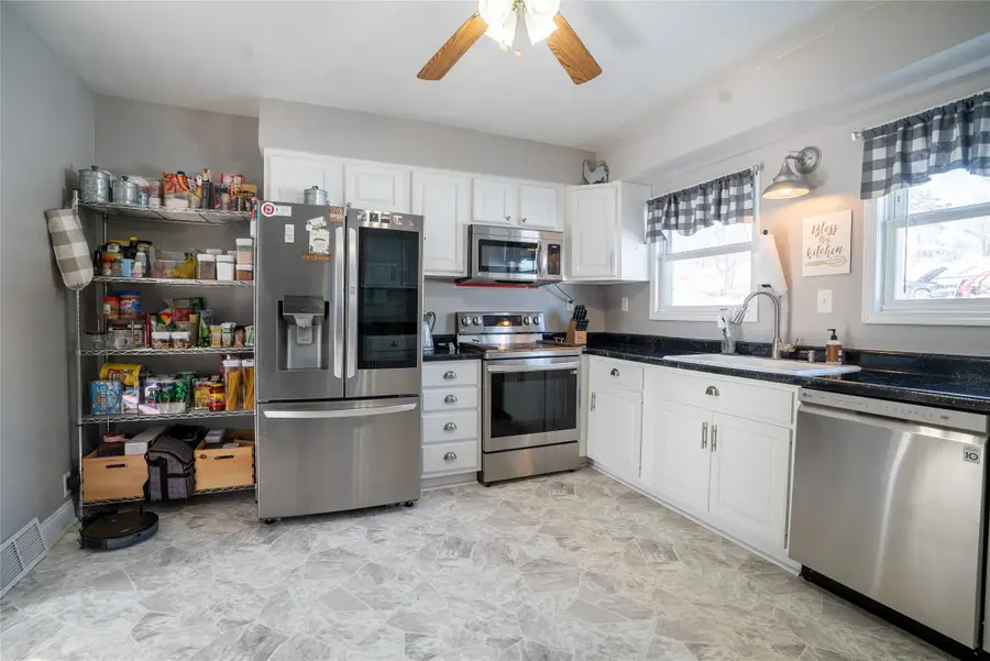 114 Deardorff Avenue, Peru, IA 50222 - #3