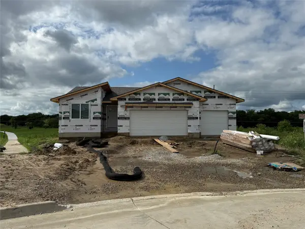 25067 Bluebird Circle, Adel, IA 50003