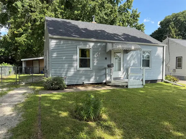 2801 Cambridge Street, Des Moines, IA 50313