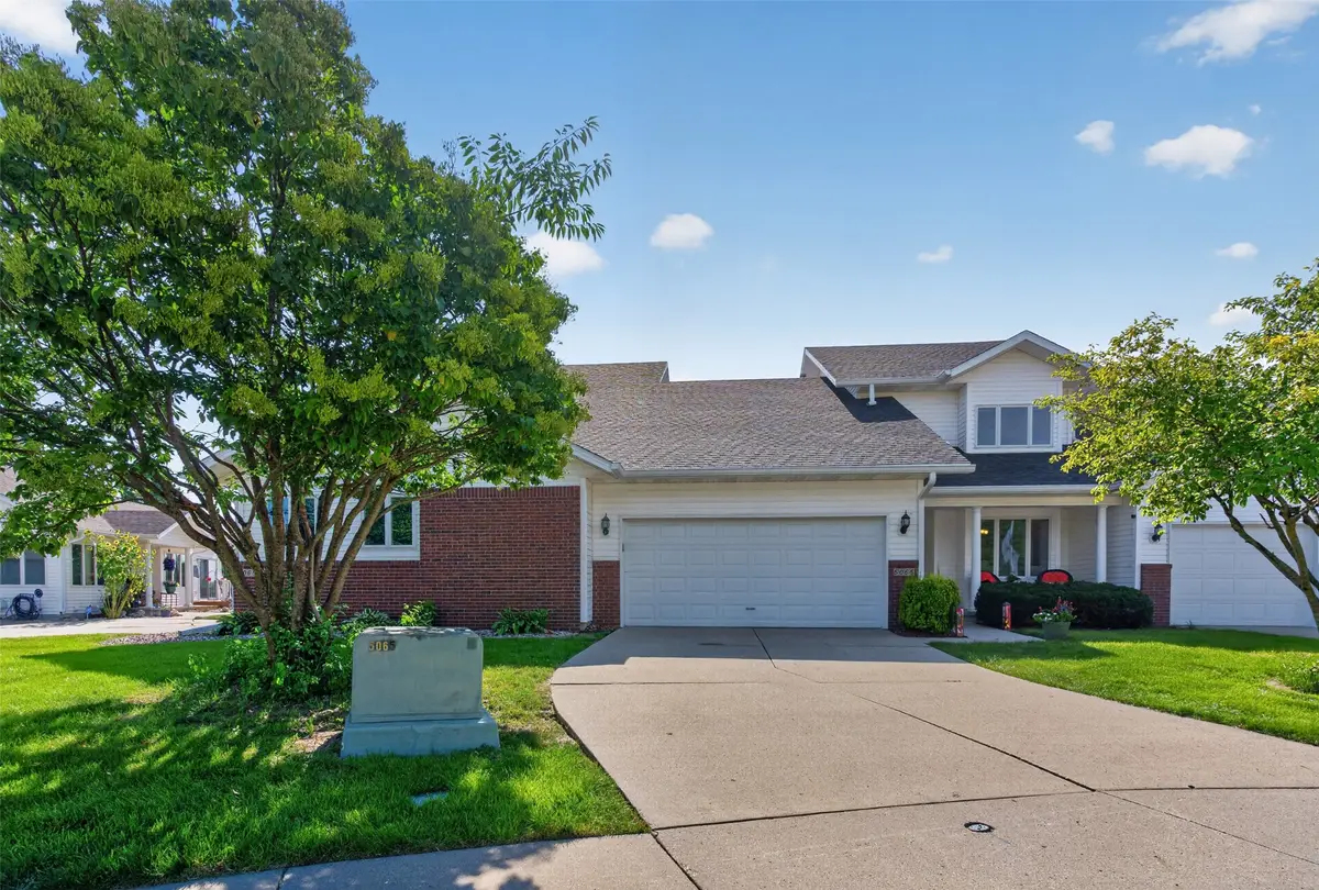 5055 Cleburne Court, Pleasant Hill, IA 50327 - #1