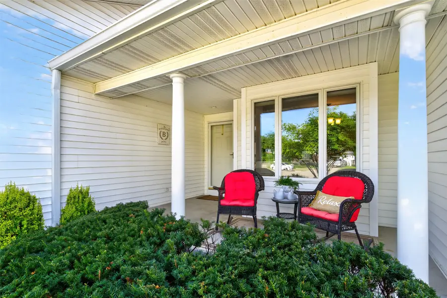 5055 Cleburne Court, Pleasant Hill, IA 50327 - #2