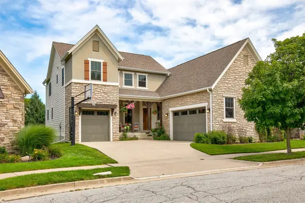 5561 Sandstone Drive, West Des Moines, IA 50266