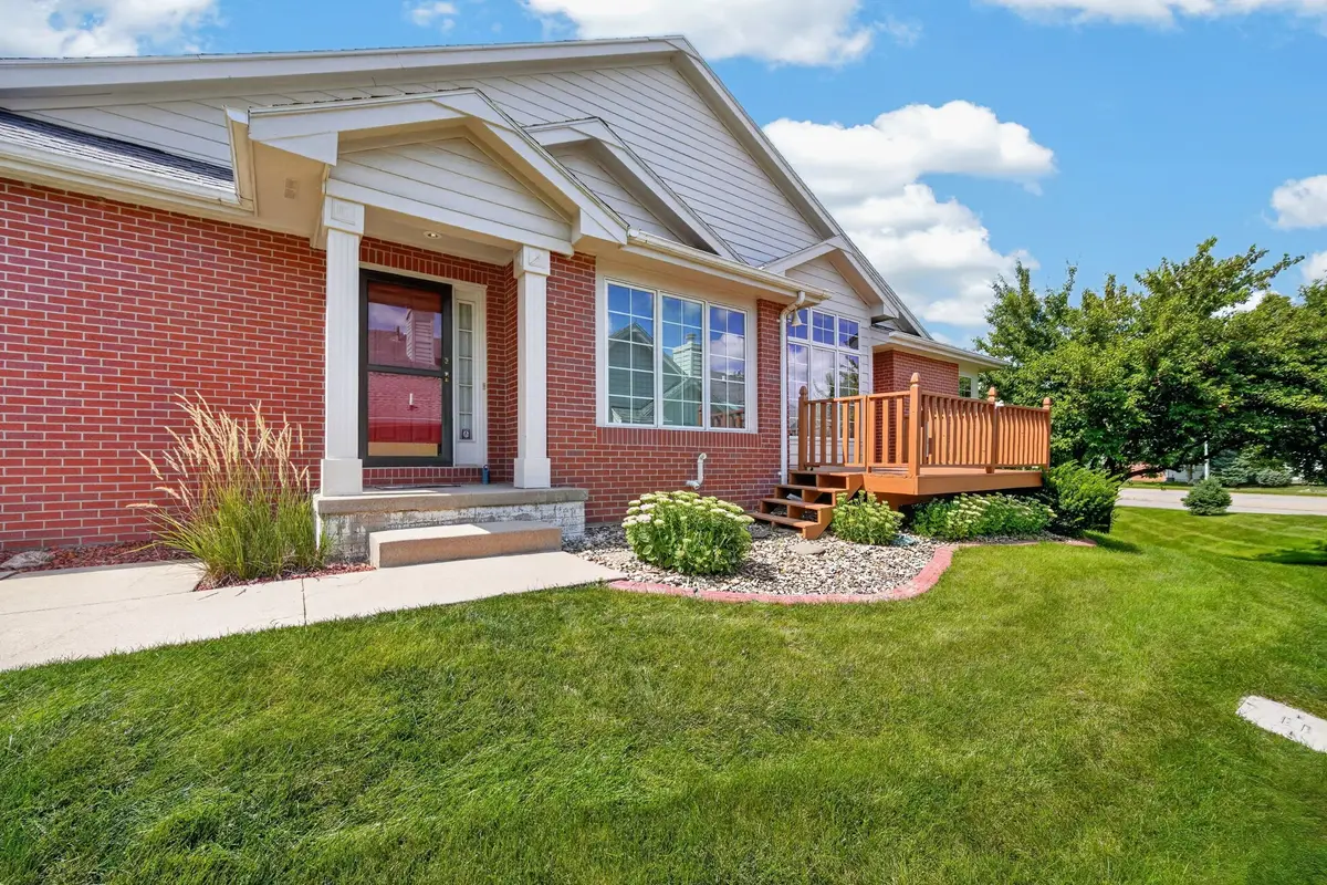 5962 Ep True Parkway, West Des Moines, IA 50266 - #1