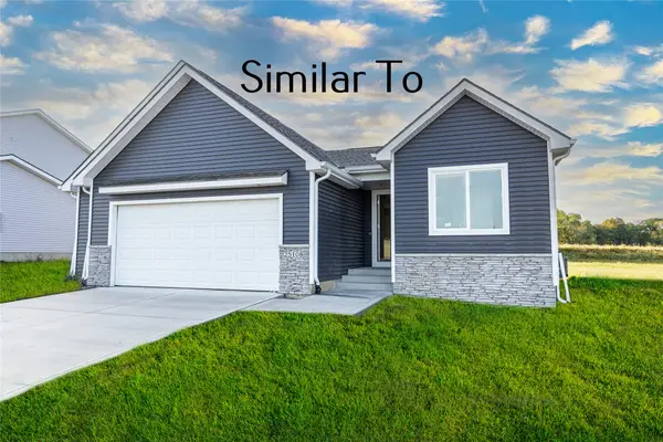 386 Burr Oak Boulevard, Pleasant Hill, IA 50327