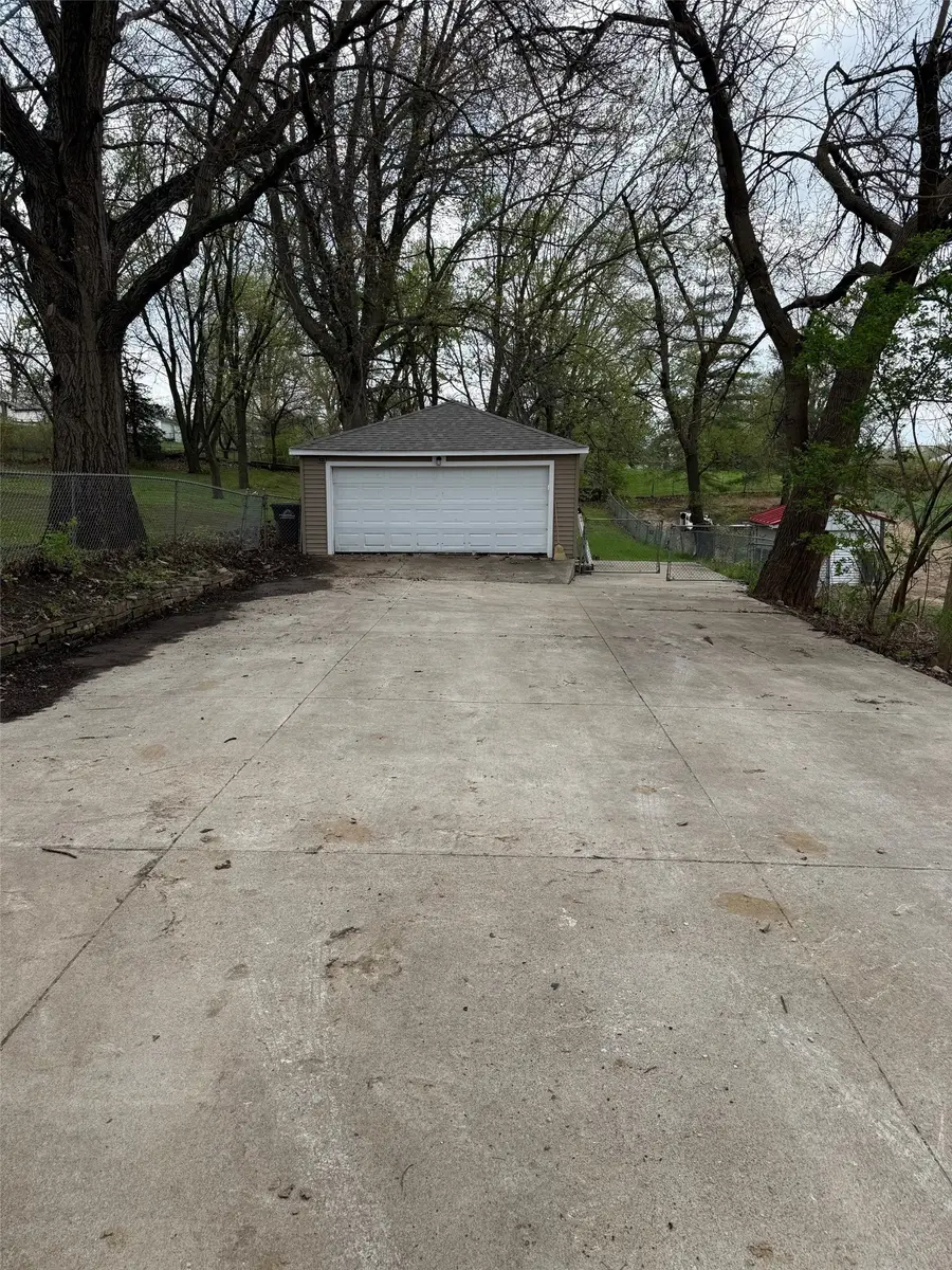 1443 Pioneer Road, Des Moines, IA 50320 - #2