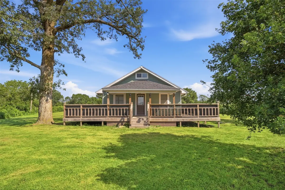 667 Perry Street, Melcher Dallas, IA 50062 - #1