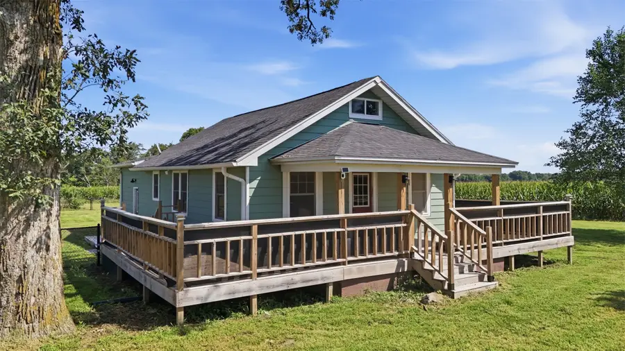667 Perry Street, Melcher Dallas, IA 50062 - #2
