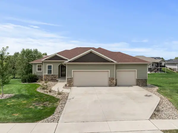 1105 Northview Lane, Huxley, IA 50124