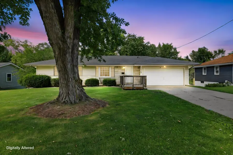 1709 Kenyon Avenue, Des Moines, IA 50315 - #2