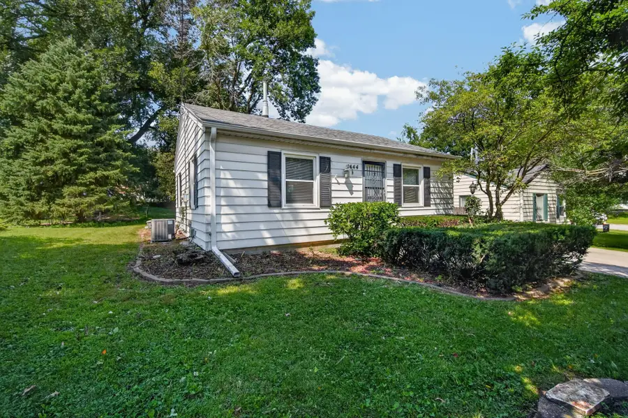 1444 63rd Street, Windsor Heights, IA 50324 - #2