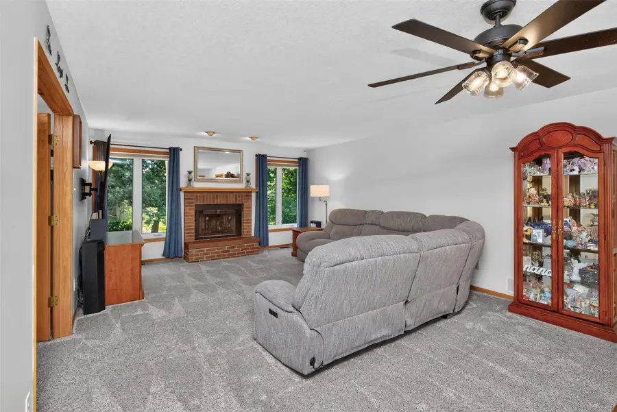 6943 NW Trail Ridge Drive, Johnston, IA 50131 - #3