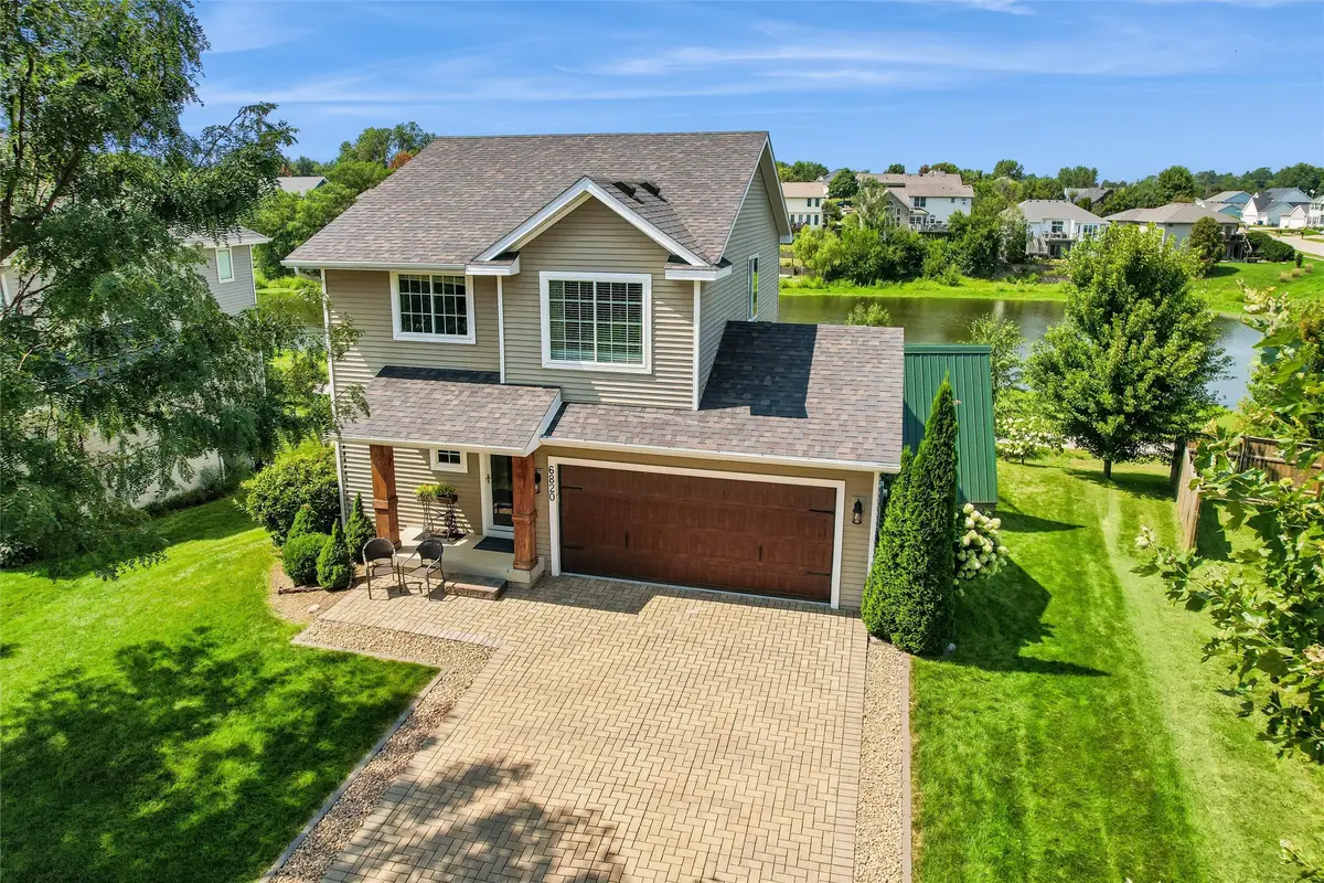 6820 Sweetwater Drive, Des Moines, IA 50320 - #1