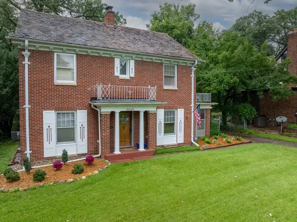 6045 N Waterbury Road, Des Moines, IA 50312
