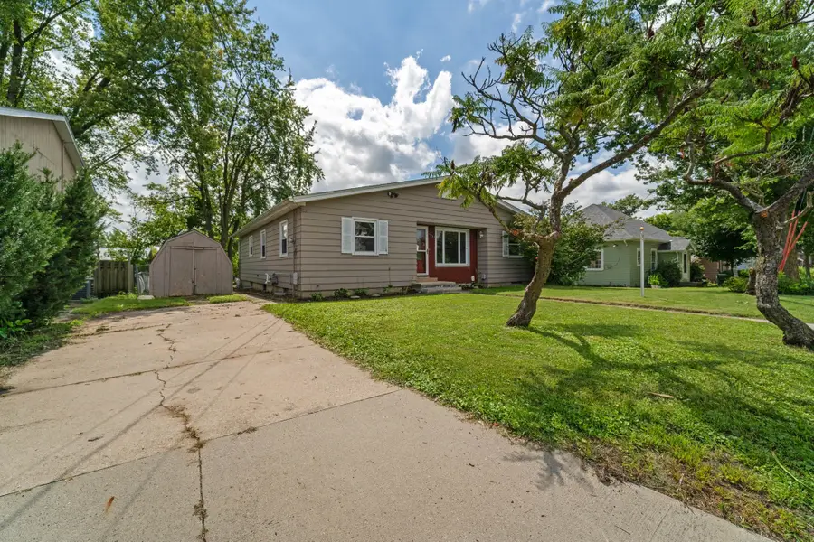 1032 C Avenue, Nevada, IA 50201 - #2