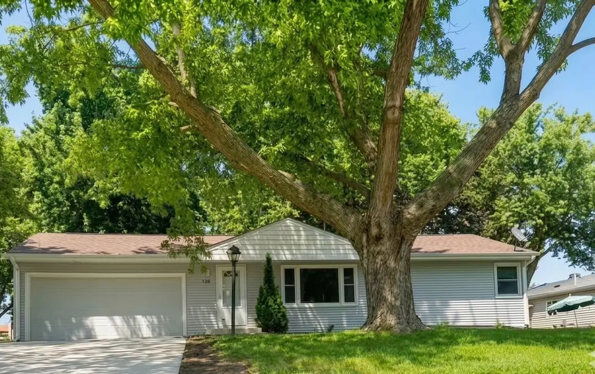 138 Greenfield Parkway, Des Moines, IA 50320 - #1