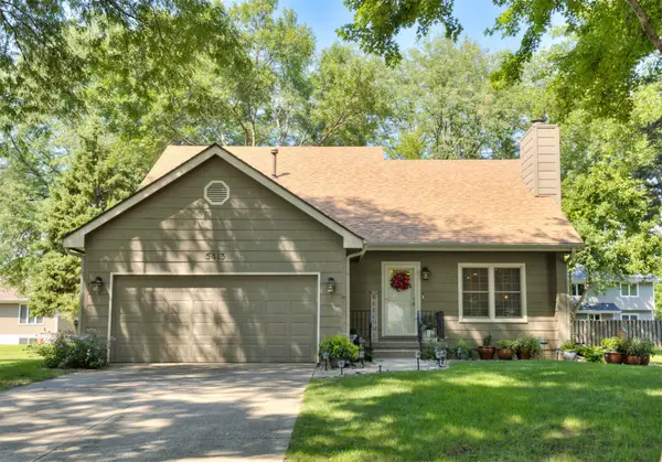 5413 Woodland Avenue, West Des Moines, IA 50266