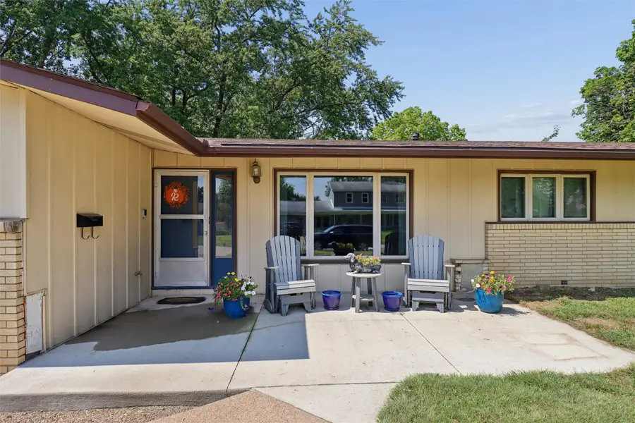 1006 Knob Hill Drive, Des Moines, IA 50317 - #3