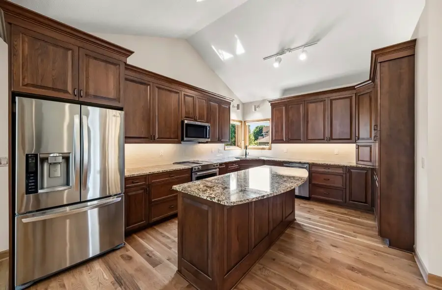 660 58th Street #1, West Des Moines, IA 50266 - #3