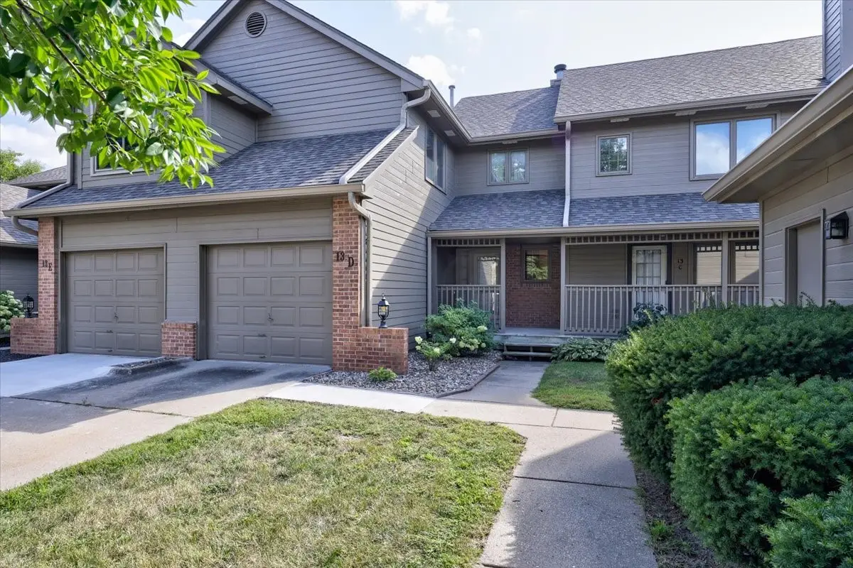 1070 50th Street #13D, West Des Moines, IA 50266 - #1