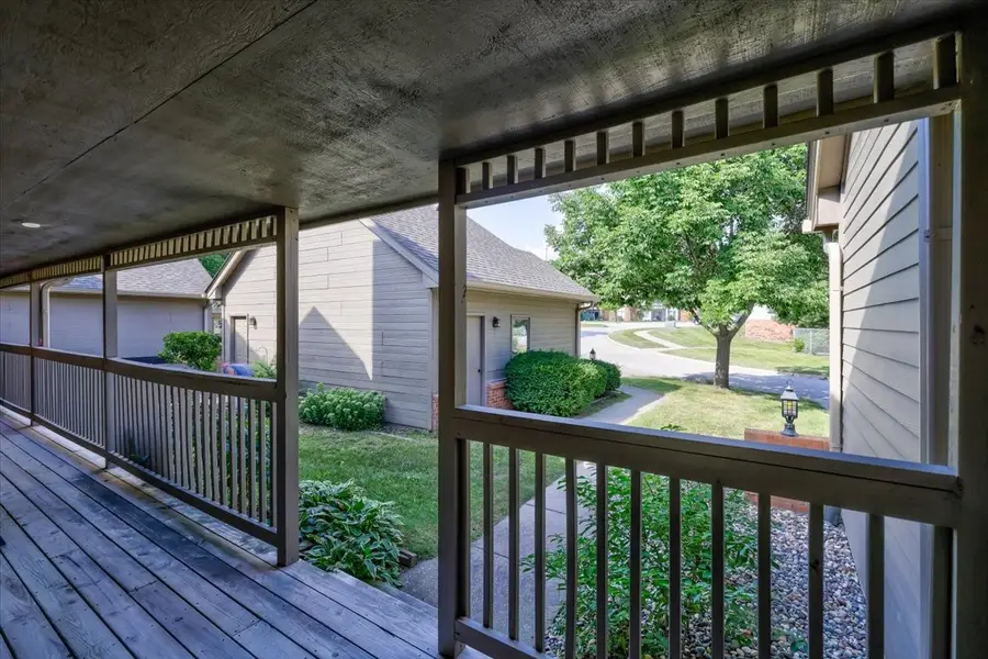 1070 50th Street #13D, West Des Moines, IA 50266 - #2