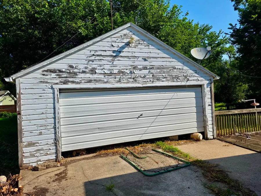 1305 Leland Avenue, Des Moines, IA 50315 - #3