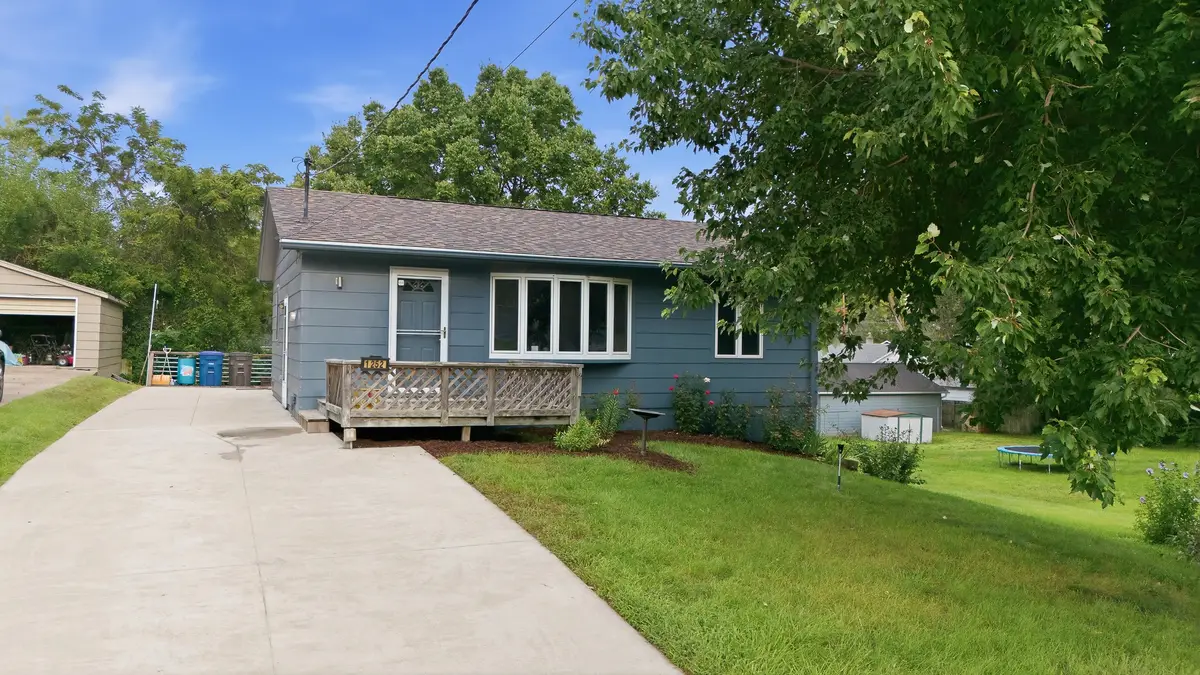 1252 E 36th Street, Des Moines, IA 50317 - #1