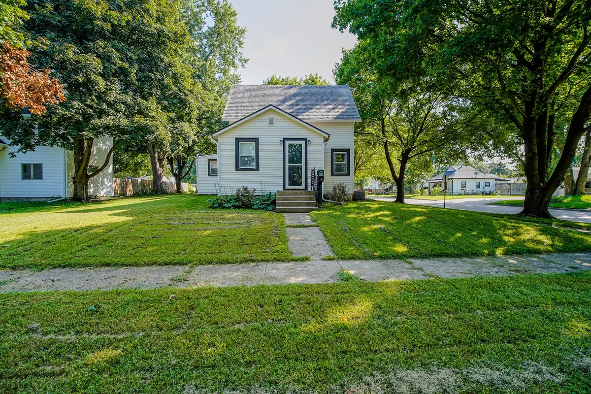 1402 13th Street, Boone, IA 50036 - #1