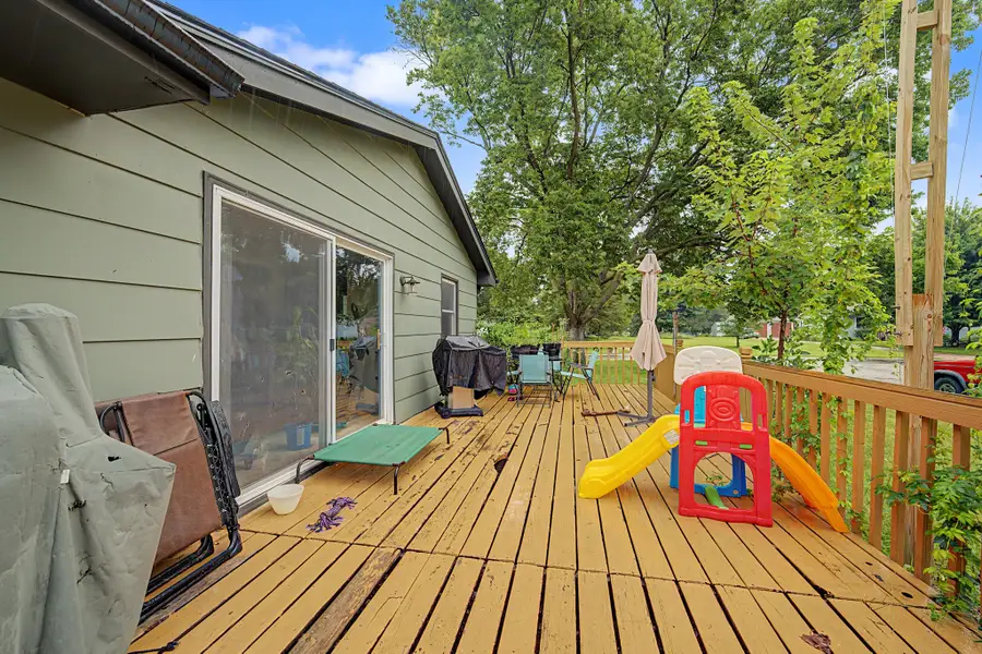 121 S Sycamore Street, Cambridge, IA 50046 - #3