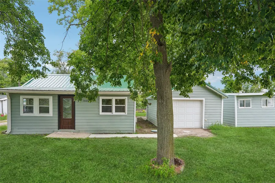 5826 SE 66th Place, Carlisle, IA 50047 - #2