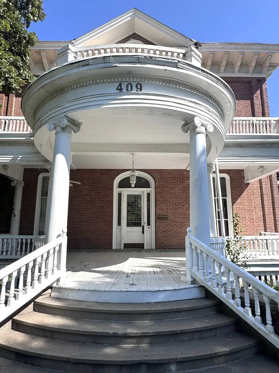 409 E Washington Street, Centerville, IA 52544 - #2