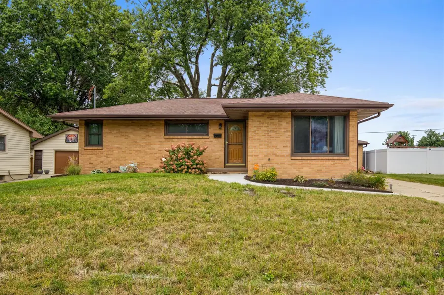 4017 64th Street, Urbandale, IA 50322 - #2