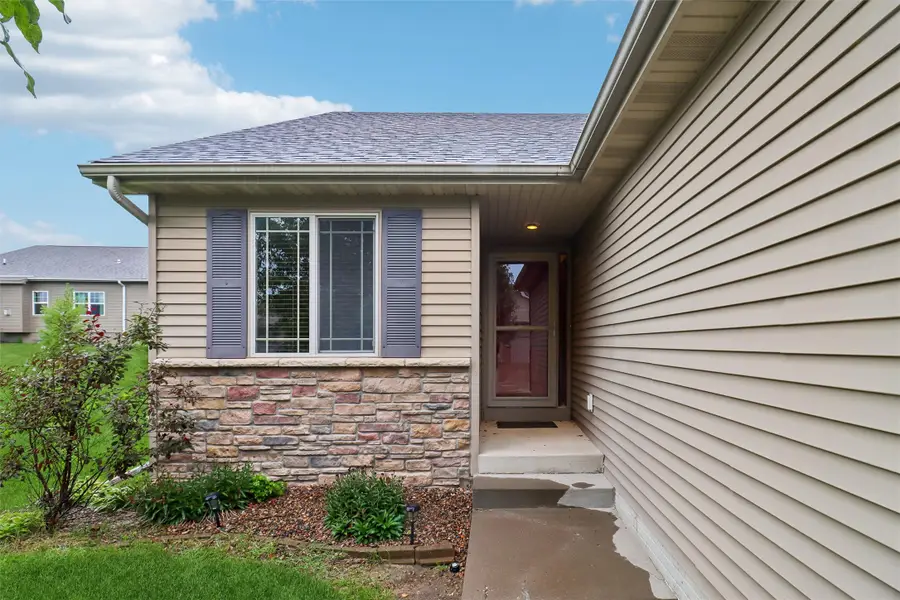 1130 NE Ford Lane, Ankeny, IA 50021 - #3