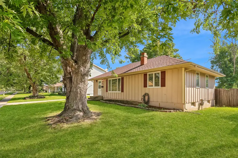 301 NW Beechwood Street, Ankeny, IA 50023 - #3