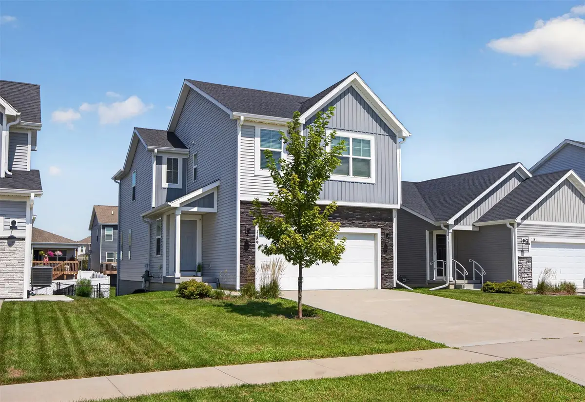 1189 NW Yorktown Drive, Waukee, IA 50263 - #1