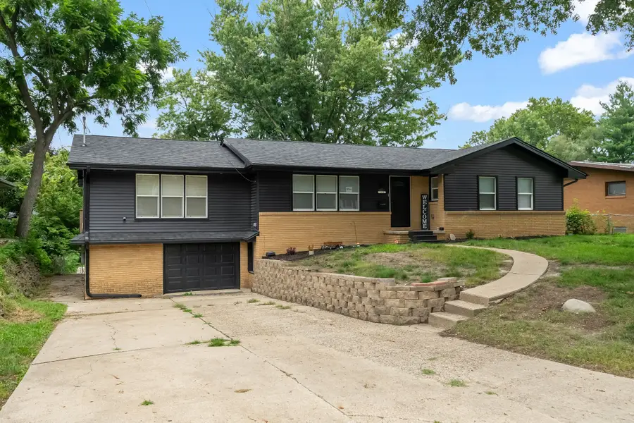 1835 Payton Avenue, Des Moines, IA 50315 - #2