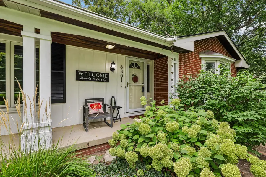 6801 Washington Avenue, Windsor Heights, IA 50324 - #2