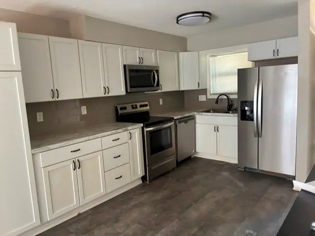 4621 Lockner Drive #6, Urbandale, IA 50322 - #2