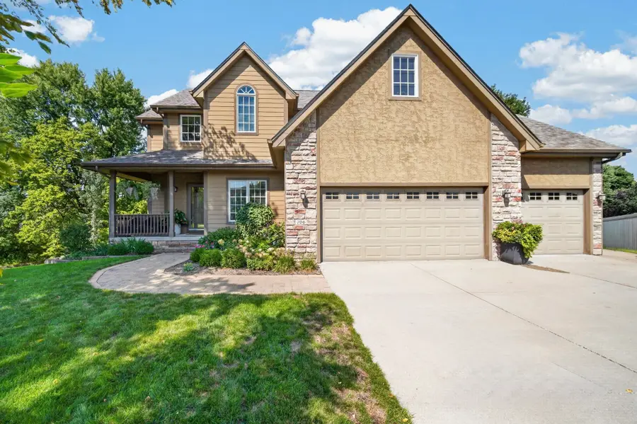 706 NE 40th Court, Ankeny, IA 50021 - #2