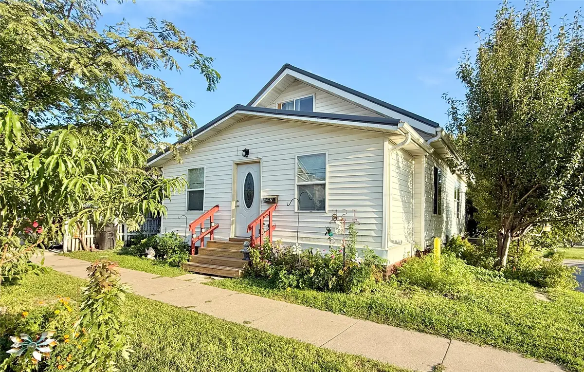 307 E Boone Street, Marshalltown, IA 50158 - #1