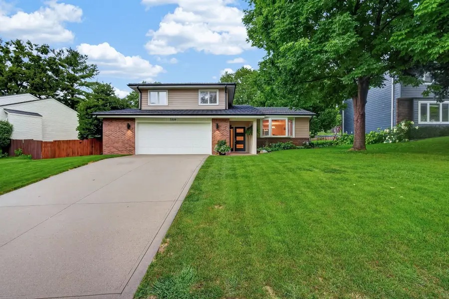 3509 Boulder Drive, West Des Moines, IA 50265 - #2