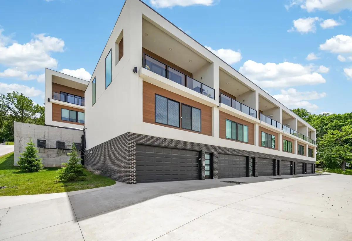 550 Indianola Road #7, Des Moines, IA 50315 - #1