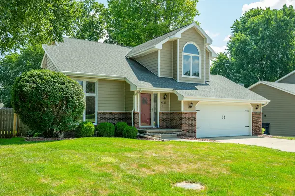 4133 98th Street, Urbandale, IA 50322