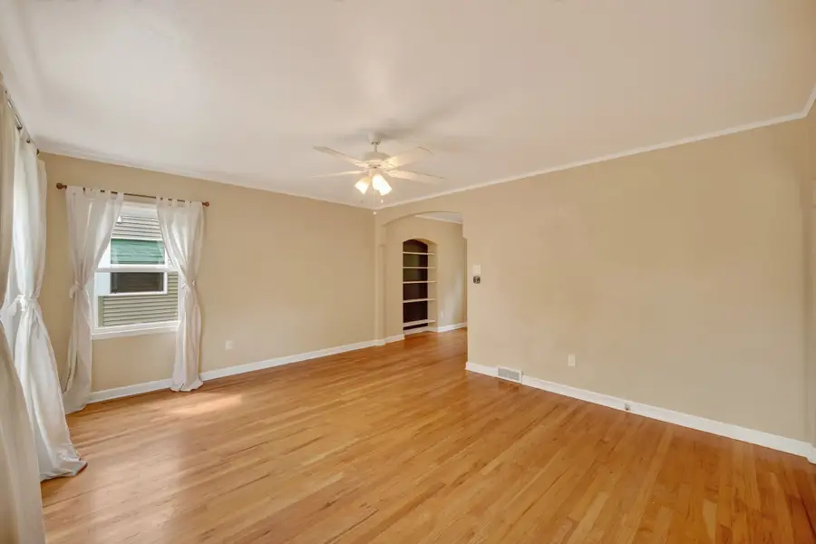 1608 45th Street, Des Moines, IA 50310 - #3
