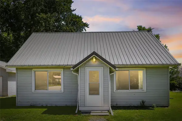 828 60th Avenue, Pleasantville, IA 50225